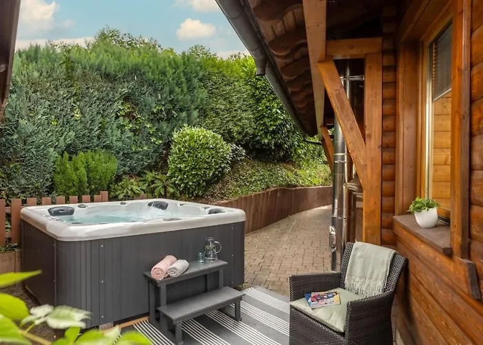 Panoramic Hot Tub, Bbq, View, Terrace * Gönnersdorf